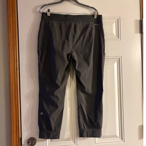 Eddie Bauer Women’s Joggers Size 12 - Picture 2 of 2
